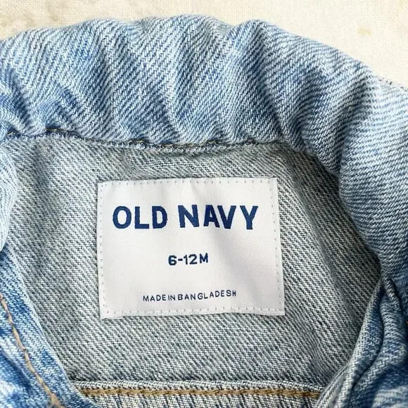 Old Navy Jean Jacket Baby 6-12M Blue Denim Pockets Gender Neutral Unisex - Picture 3 of 5